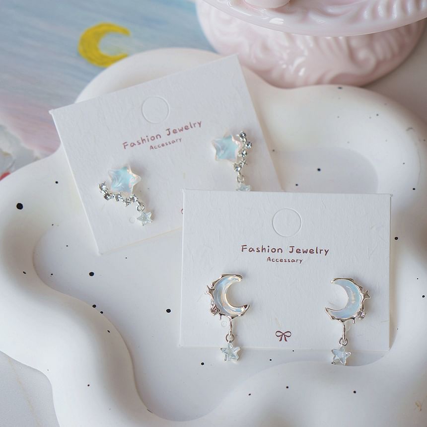 Crescent Earring / Star Drop FashionChic