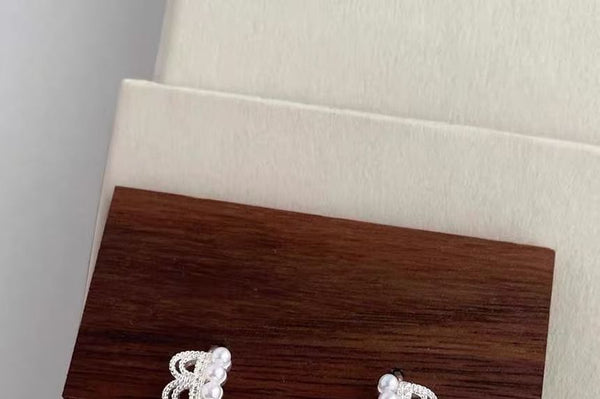 Huggie Earring Pearl Faux Lace Alloy FashionChic