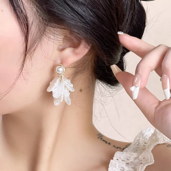 Alloy Statement Petal Faux Earring Pearl FashionChic