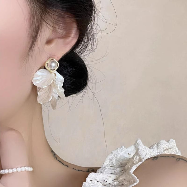 Alloy Statement Petal Faux Earring Pearl FashionChic