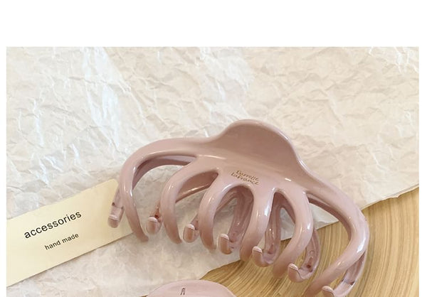 Hair Lettering Claw FashionChic