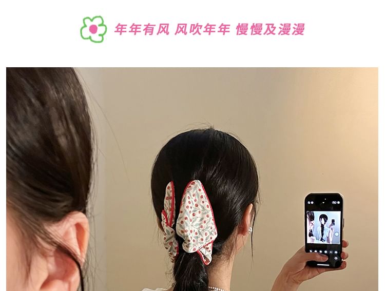 Claw Print Hair Fabric Floral FashionChic