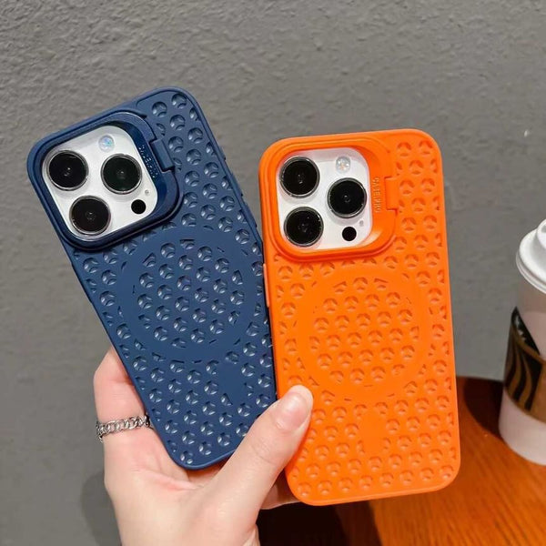 Case Phone Perforated (Compatible Magnetic with Plain MagSafe) FashionChic