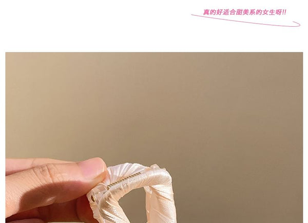 Faux Pearl Claw Hair FashionChic