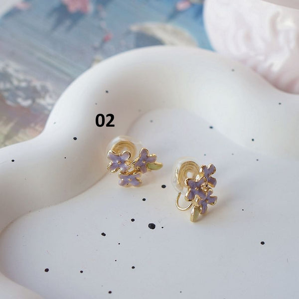Clip Stud Earring Floral On / FashionChic