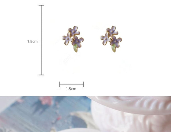 Clip Stud Earring Floral On / FashionChic