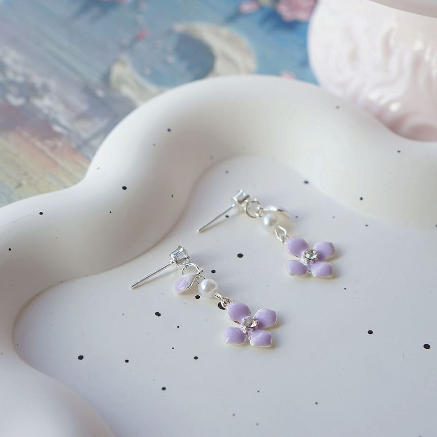 Clip Floral Dangle On / Earring FashionChic