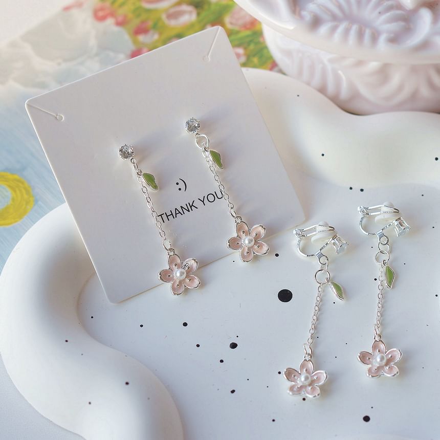 Earring Set On Dangle Floral / Clip FashionChic