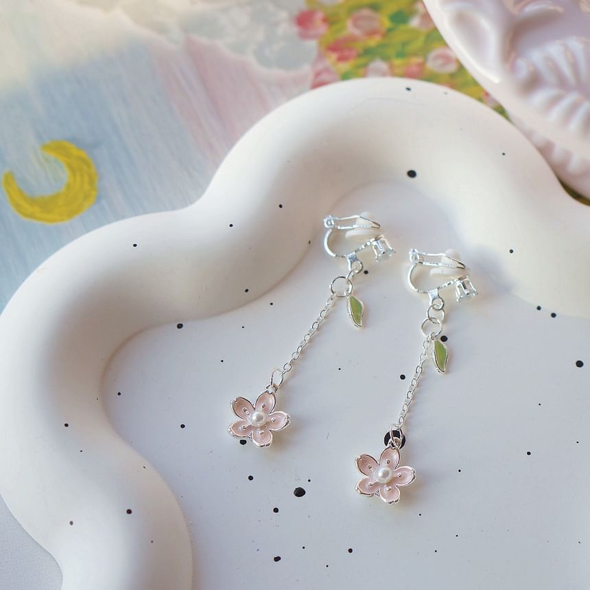Earring Set On Dangle Floral / Clip FashionChic