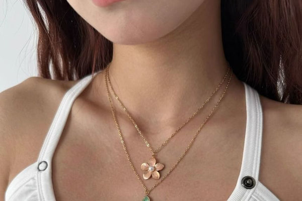Necklace Floral FashionChic