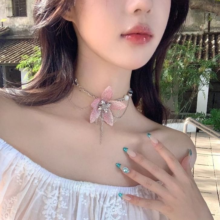 Floral Necklace FashionChic