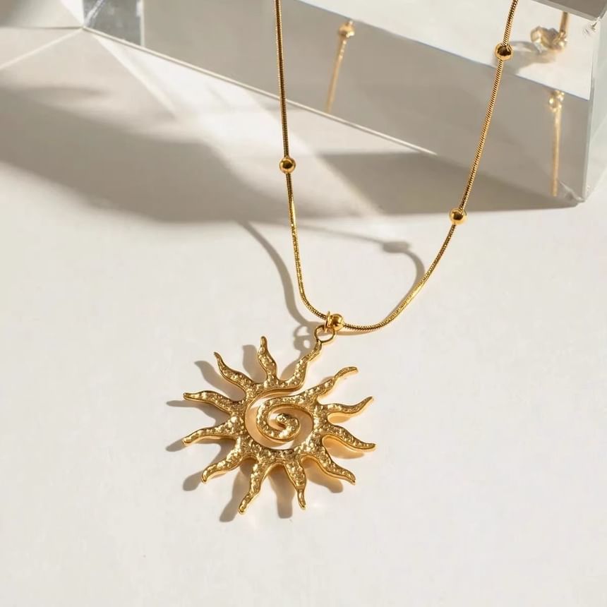 Sun Necklace FashionChic