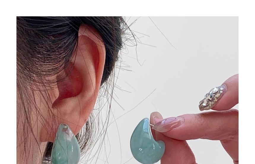 Leverback Water Glazed Drop Earring FashionChic