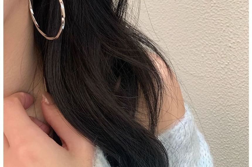 Earring Twisted Hoop FashionChic