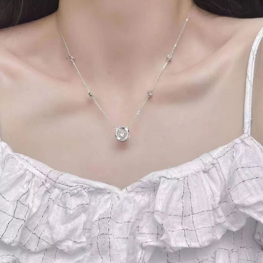 Twisted CZ Necklace FashionChic