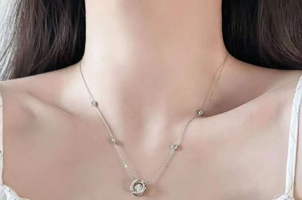 Twisted CZ Necklace FashionChic