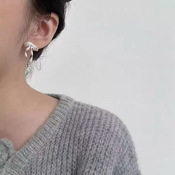 Earring Clip-On Bow / Rhinestone Drop FashionChic