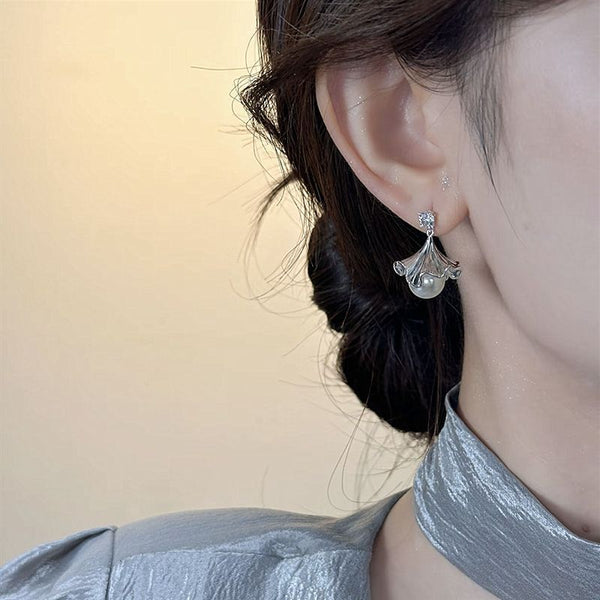 Faux Rhinestone Pearl Drop Ginkgo Earring FashionChic