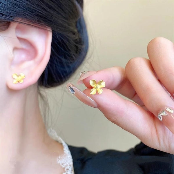 Stud Flower Ear FashionChic