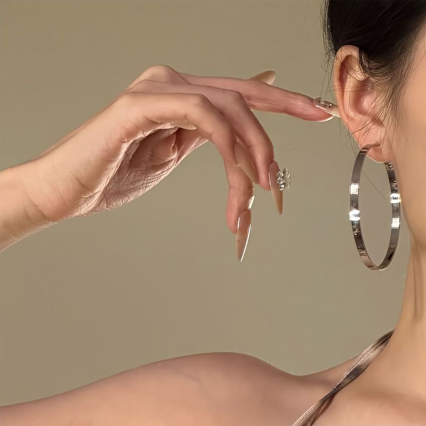 Earring Leverback Hoop Shiny FashionChic