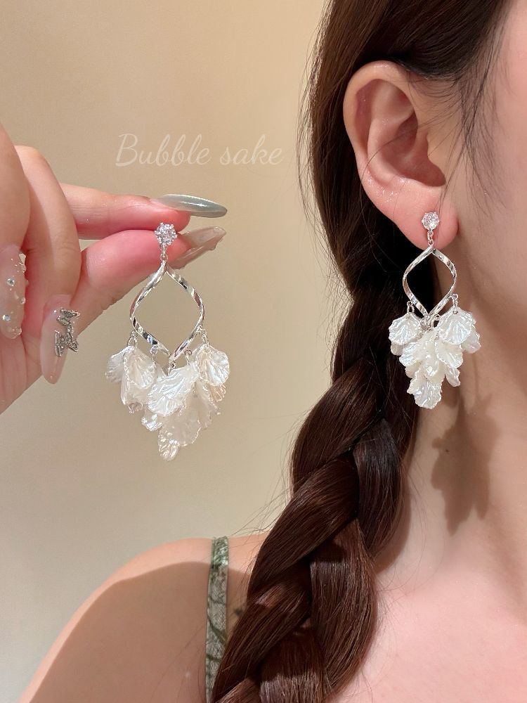 Earring Rhinestone Shell Chandelier FashionChic