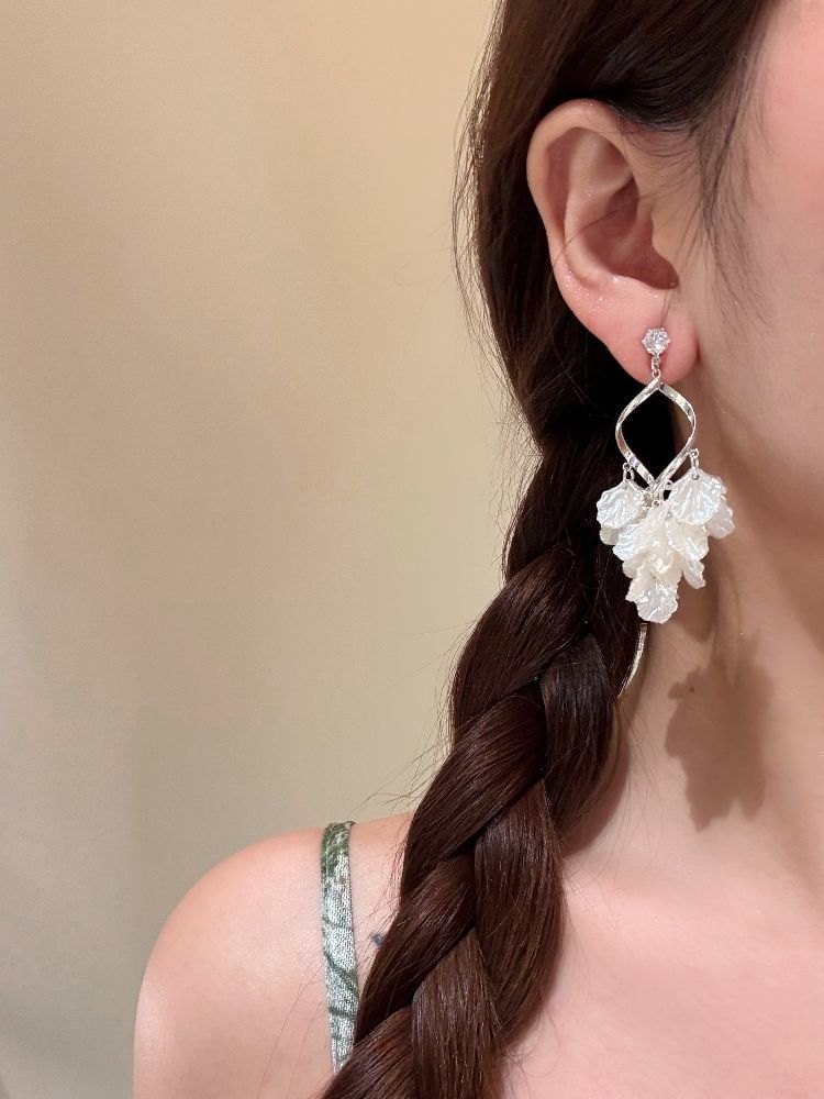 Earring Rhinestone Shell Chandelier FashionChic