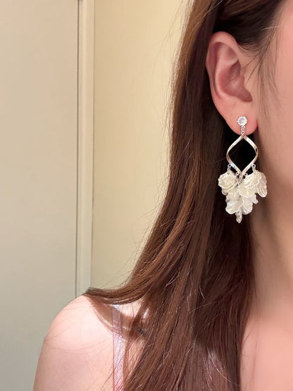 Earring Rhinestone Shell Chandelier FashionChic