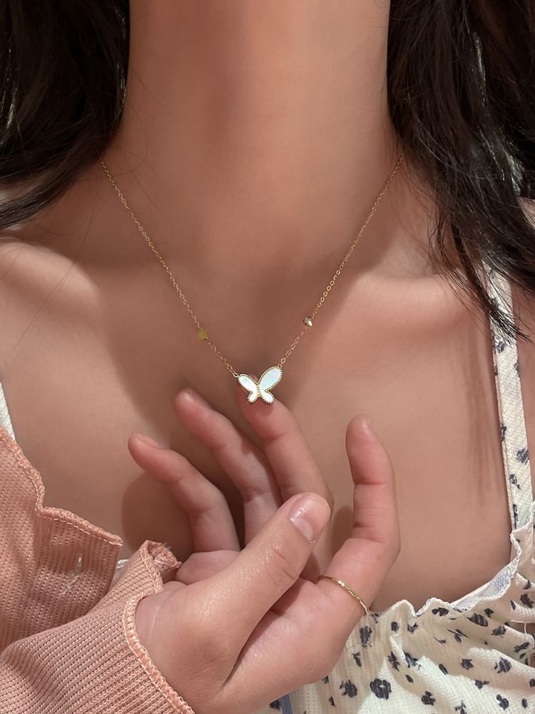 Pendant Butterfly Necklace FashionChic