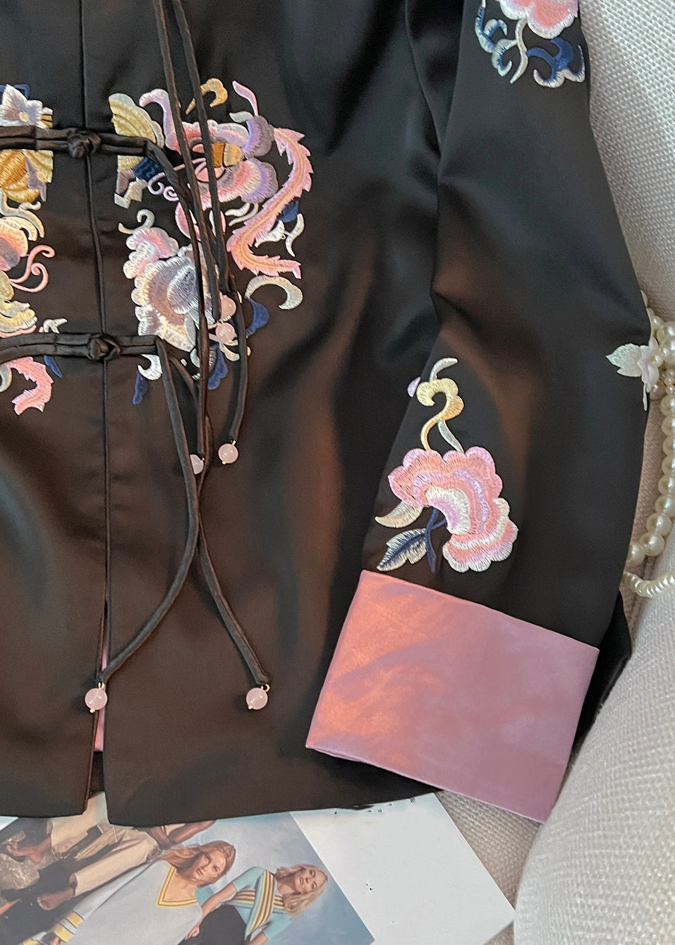 Loose Black Embroidered Chinese Button Silk Coat Fall QO015 MZF-CTS241008