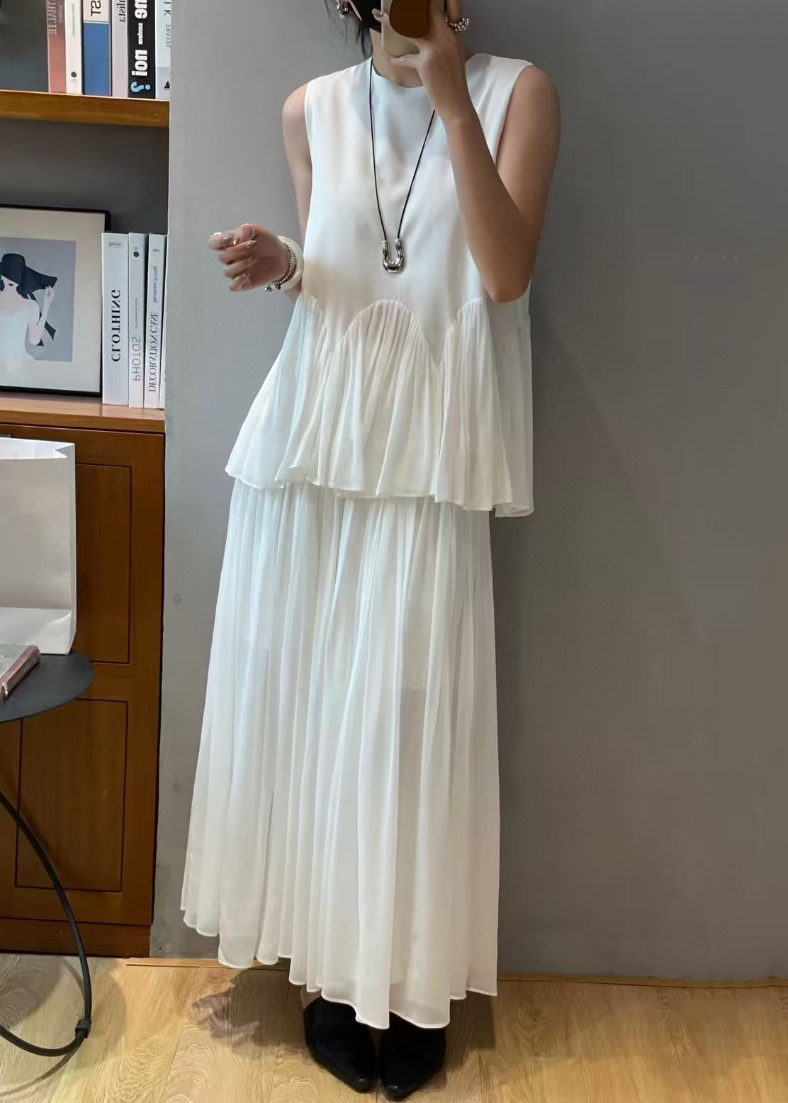 White Chiffon Set Two-Piece Loose Sleeveless Solid Wrinkled FashionChic