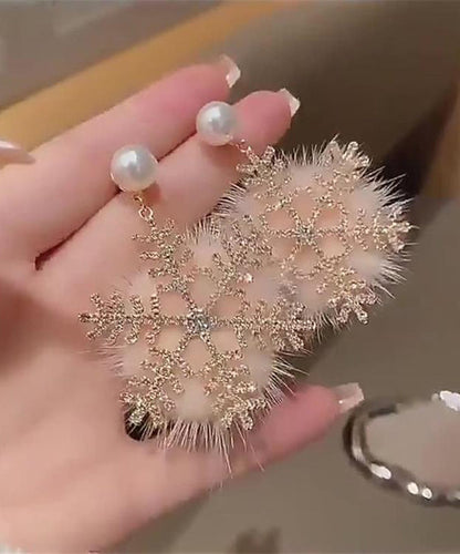 Modern White Copper Alloy Snowflake Fuzzy Fur Fluffy Drop Earrings TS014