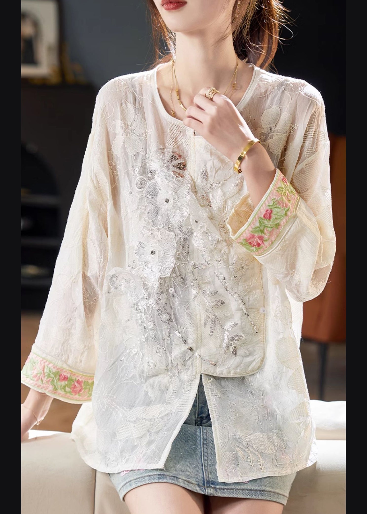 New Beige O-Neck Embroidered Sequins Blouses Fall AB1023 Genistyle Shop