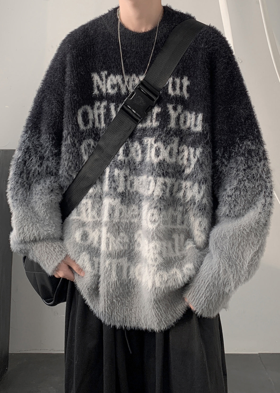 New Coffee Gradient Color Letter Mink Hair Knitted Men Sweaters Winter QF059 MENSW241016