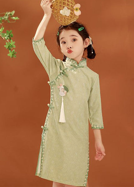 Holiday Green Embroideried New Stand Kids Maxi Button Collar FashionChic