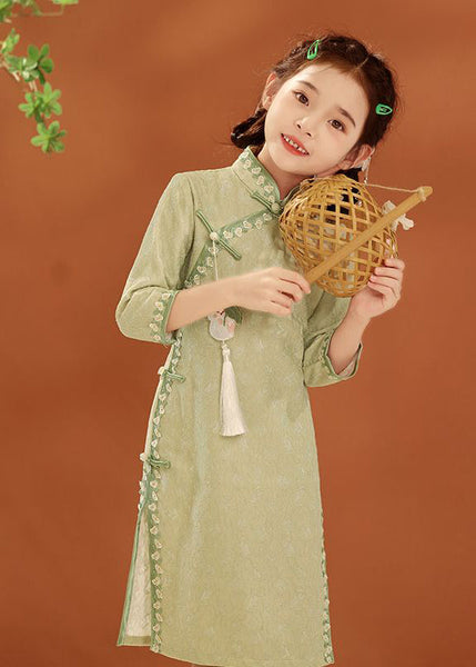 Holiday Green Embroideried New Stand Kids Maxi Button Collar FashionChic