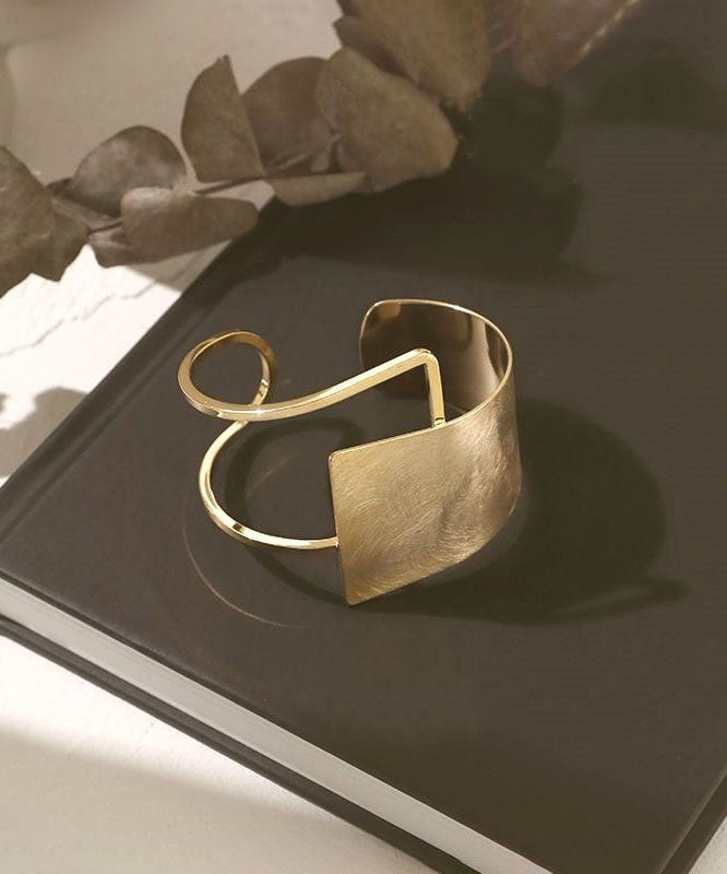 Asymmetrical Original Design Cuff Metal Gold FashionChic