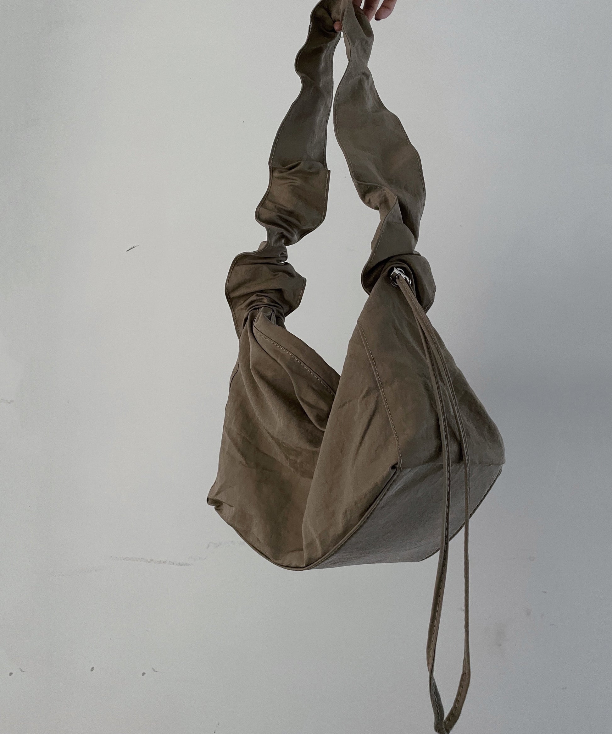 Original Design Khaki Drawstring Large Capacity Satchel Bag Handbag SX1008 Ada Fashion