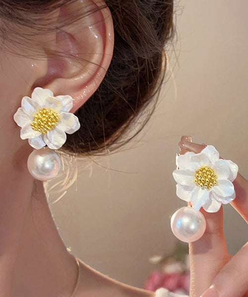Original Floral Earrings Design Stud Acrylic Alloy White Pearl FashionChic