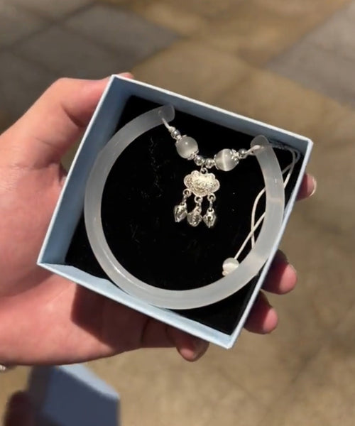 Simple White Acrylic Safety Lock Tassel Charm Bracelet GH1039 Ada Fashion