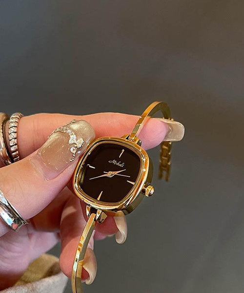 Watches Red Chain Style Quartz Alloy Movement FashionChic