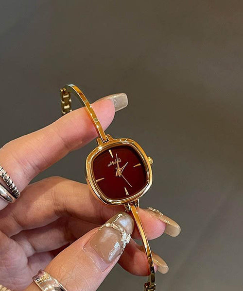 Watches Red Chain Style Quartz Alloy Movement FashionChic
