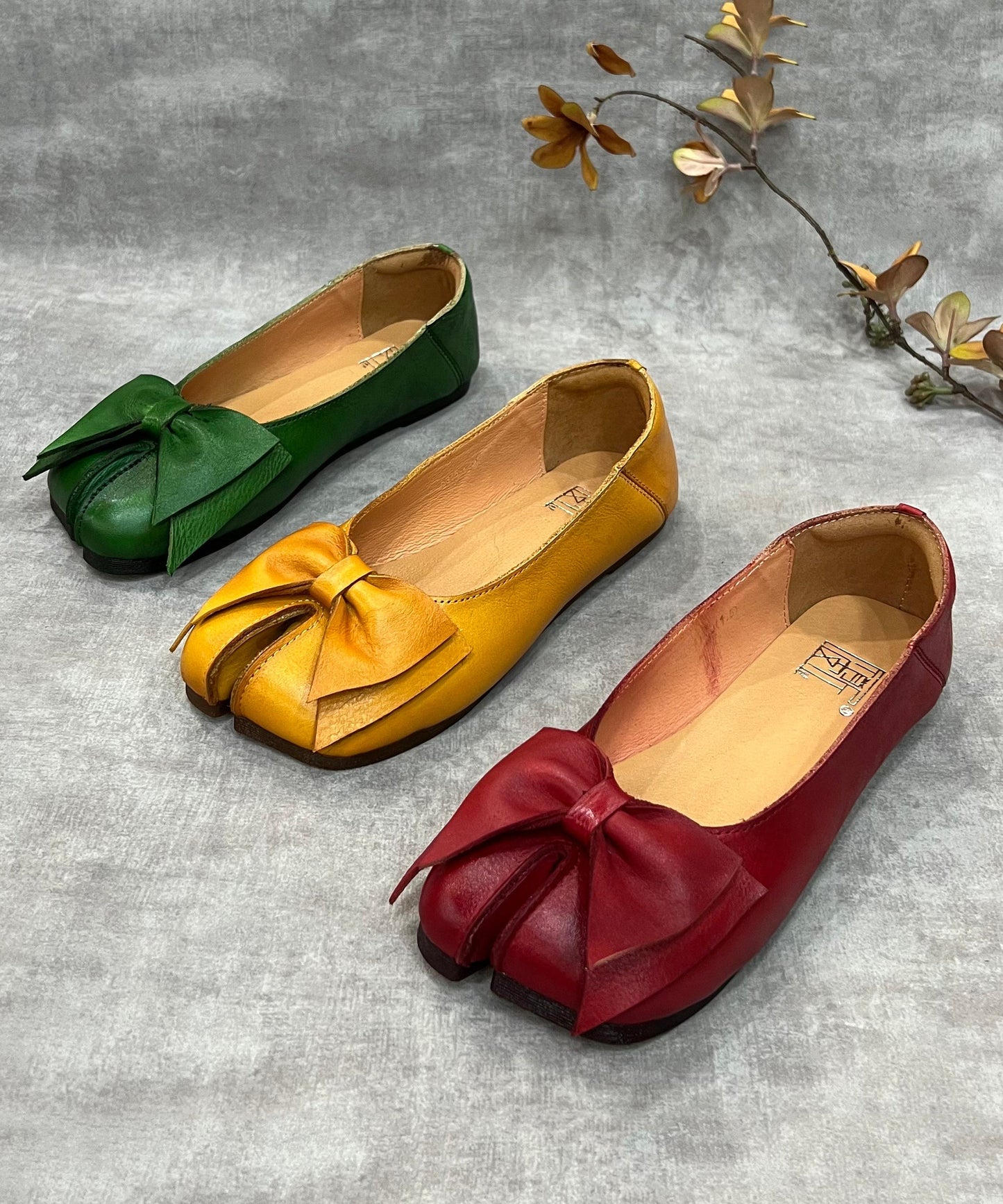 Women Green Bow Split Toe Cowhide Leather Flat Shoes For RT1043 Ada Fashion