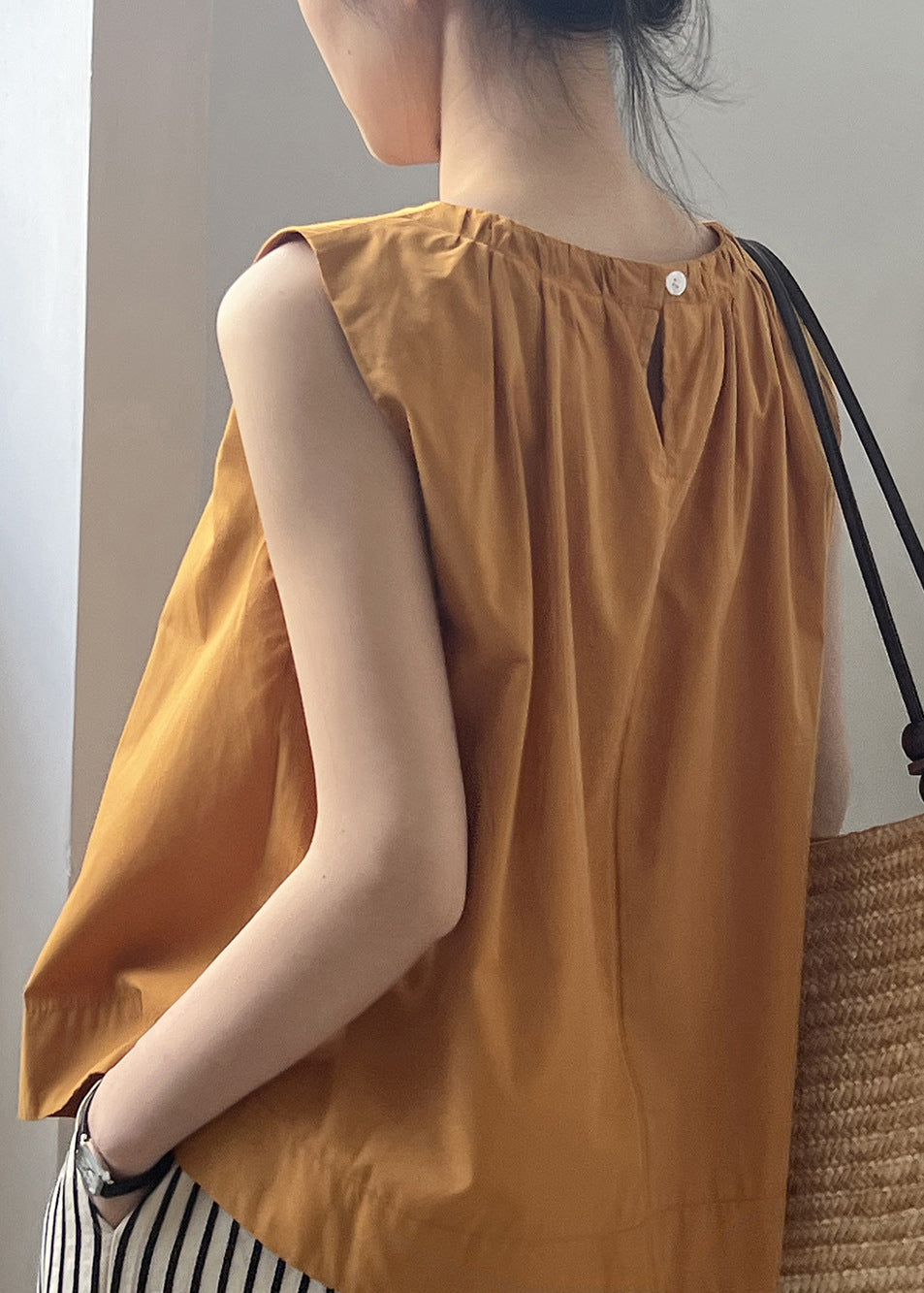 Women Orange Wrinkled Solid Cotton Top Sleeveless QE034 MZF-STP240927