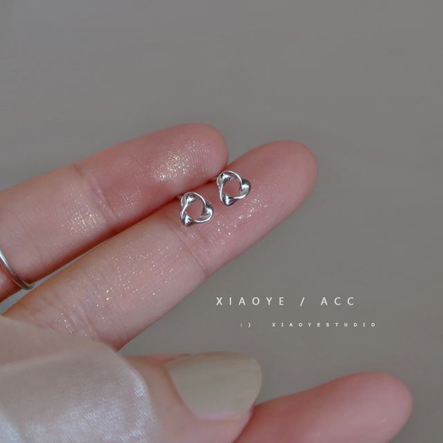 Twisted Sterling Earring Triangle Silver FashionChic