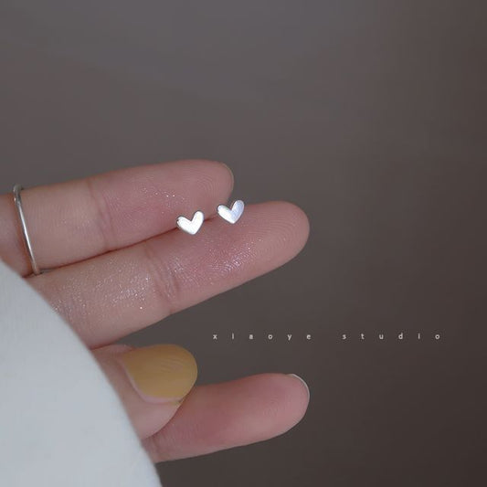 Heart Silver Stud Earring FashionChic
