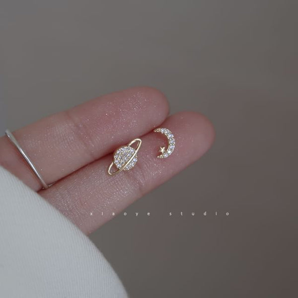 Earring Rhinestone Moon Silver Asymmetrical Stud Sterling FashionChic