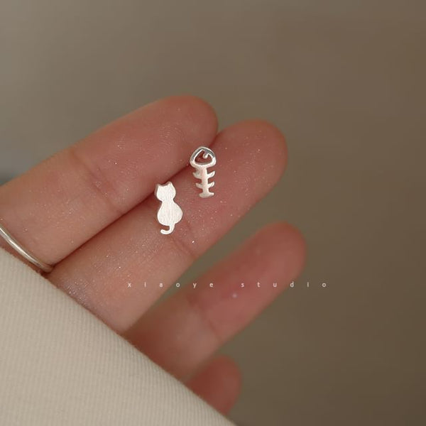 Ear Asymmetrical Stud FashionChic