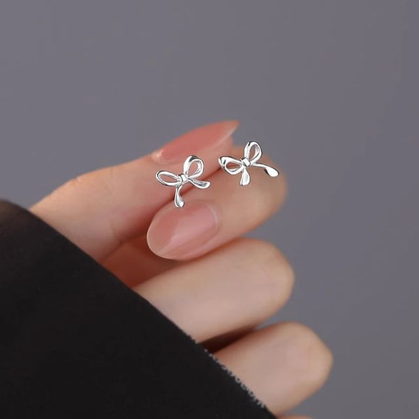 Stud Ribbon Ear FashionChic