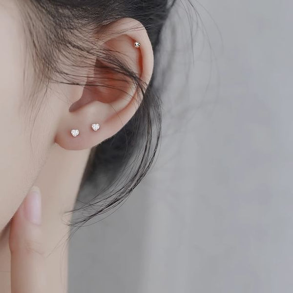 Stud Heart Ear FashionChic