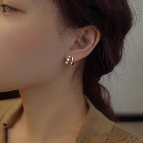 Pearl Stud Faux Earring FashionChic